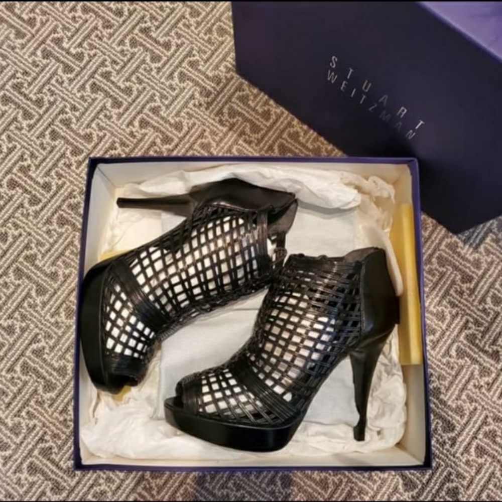 STUARTZ WEITZMAN Airy Black Nappa